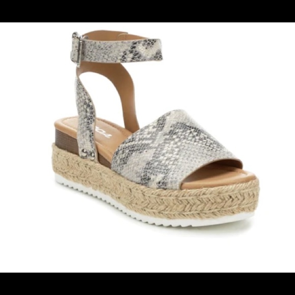 NWT Soda Python Espadrille Sandals